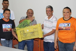 SDR doa alimentos a quatro instituições sociais de Teresina